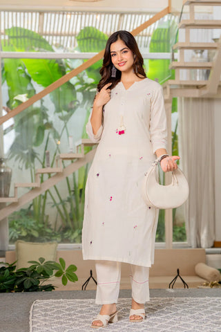 Elegant White Embroidered Kurta Pant Set