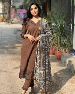 Elegant Mocha Brown Kurta Set with Printed Dupatta